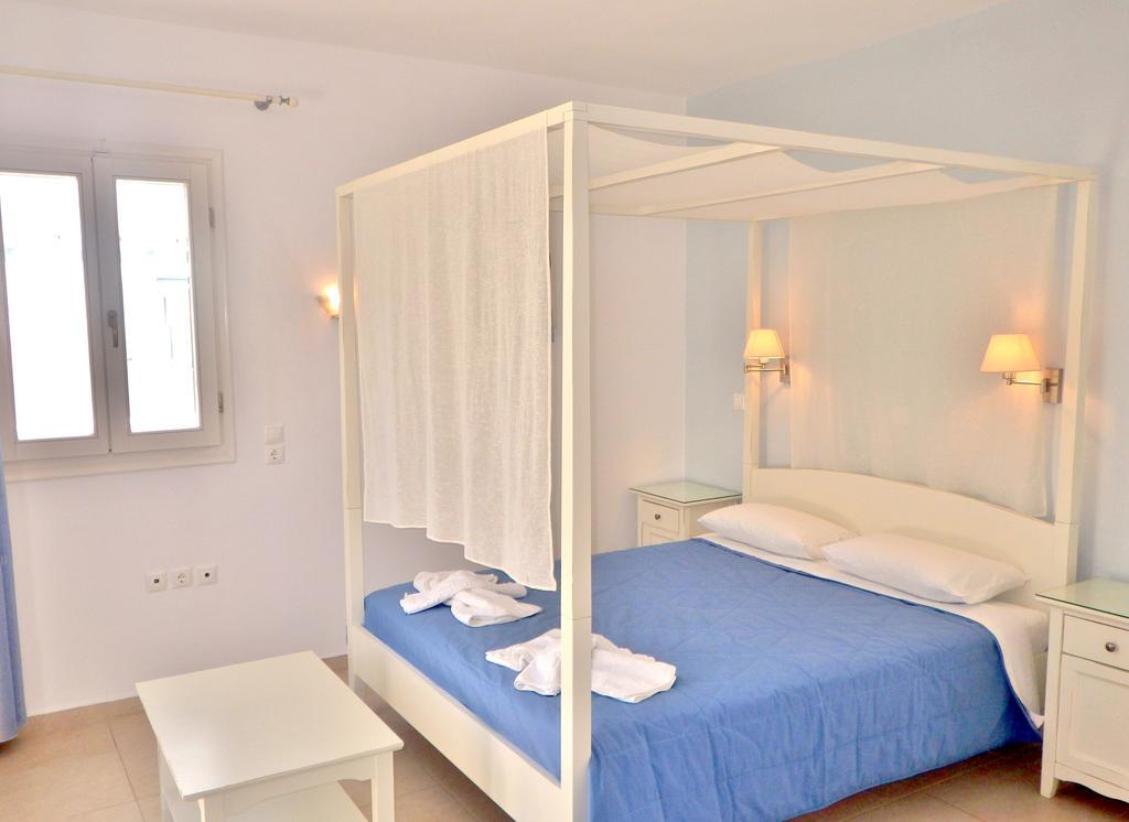 Dream Island Hotel Livadia  Oda fotoğraf